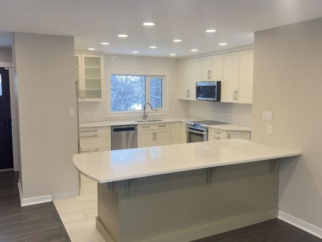 4 Bedroom Home for Rent at 4003 3 Ave Sw, Calgary, AB T3C 0B3 Wildwood