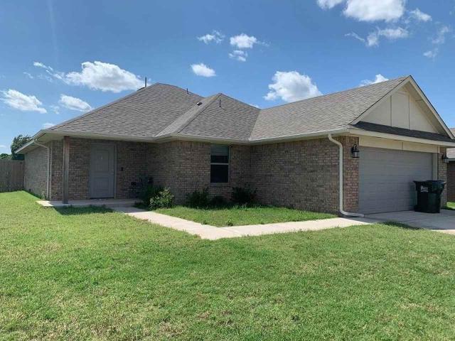 4 Bedroom Home for Rent at 4704 River Mesa Dr, Yukon, OK 73099