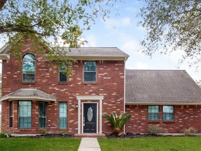 4 Bedroom Home for Rent at 501 Hunters Ln, Dickinson, TX 77539