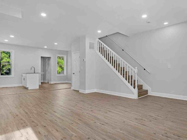 4 Bedroom Home for Rent at 510 N Edgewood St, Baltimore, MD 21229 Allendale