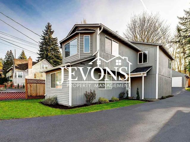 4 Bedroom Home for Rent at 529 Ne 100th St, Seattle, WA 98125 Maple Leaf