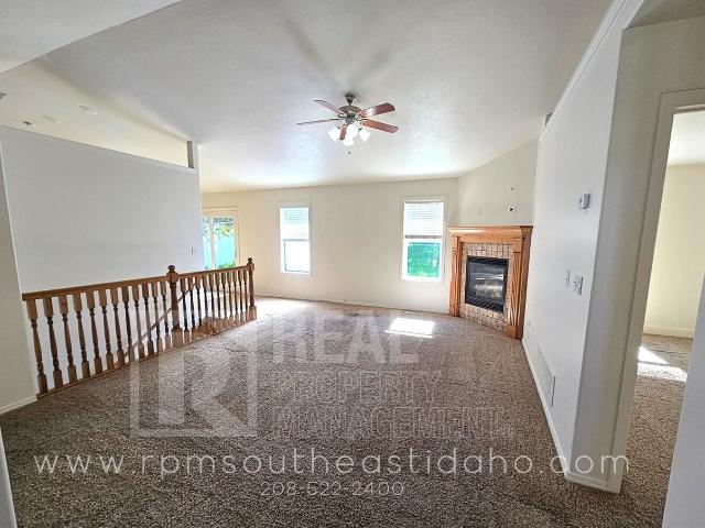 4 Bedroom Home for Rent at 57 N Hillside, Idaho Falls, ID 83402