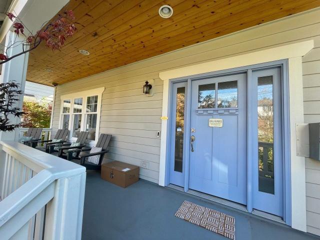4 Bedroom Home for Rent at 621 Ne 77th St, Seattle, WA 98115 Roosevelt