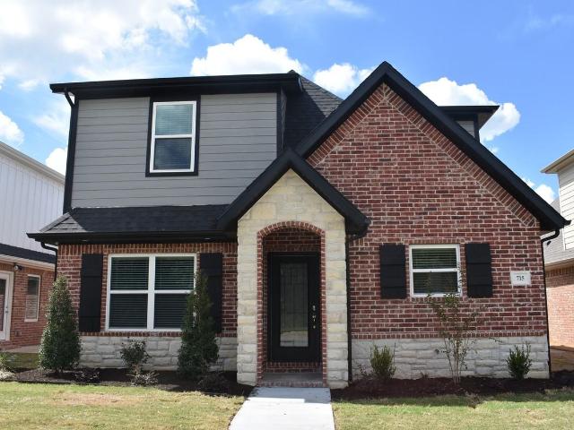 4 Bedroom Home for Rent at 715 N Salem Rd, Fayetteville, AR 72704