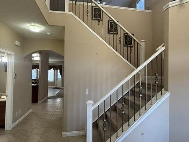 4 Bedroom Home for Rent at 81 Sherwood Cres Nw, Calgary, AB T3R 0G2