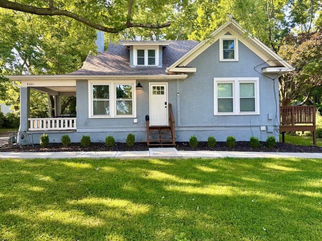 4 Bedroom Home for Rent at 8201 W 80th St, Overland Park, KS 66204 Historic Overland Park