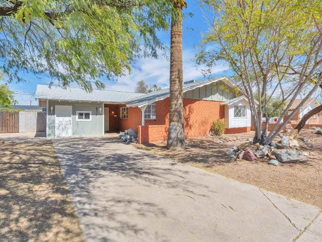 4 Bedroom Home for Rent at 8316 E Indian School Rd, Scottsdale, AZ 85251
