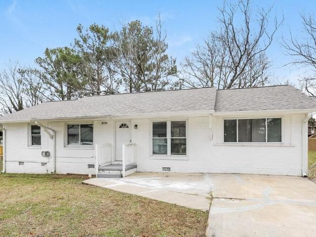 4 Bedroom Home for Rent at 8721 W Bourne Dr, Jonesboro, GA 30238