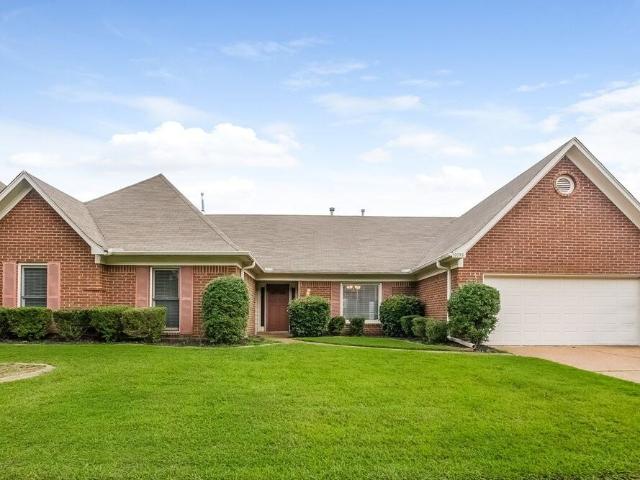 4 Bedroom Home for Rent at 10198 Woodland Hills Dr, Memphis, TN 38018 Cordova Ridge