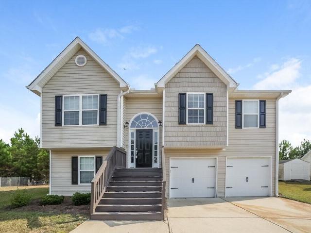 3 Bedroom Home for Rent at 104 Rockefeller Ln, Dallas, GA 30157