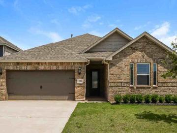 4 Bedroom Home for Rent at 11909 Sw 30th St, Yukon, OK 73099