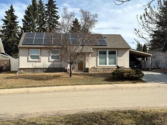 4 Bedroom Home for Rent at 14 Martin Close, Red Deer, AB T4N 0H1