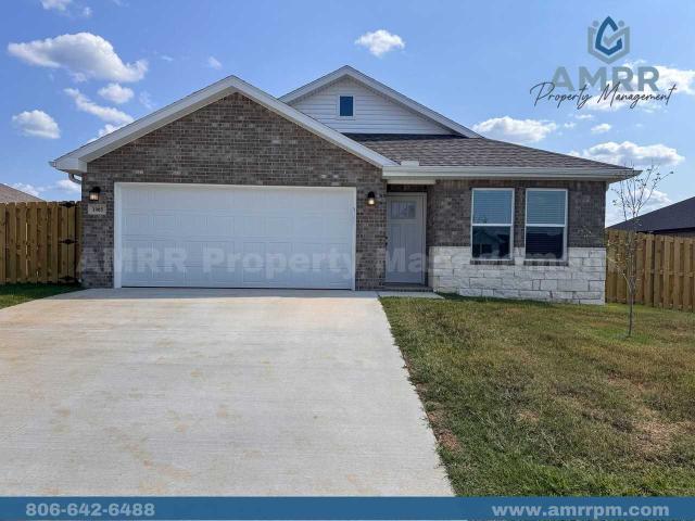 4 Bedroom Home for Rent at 1905 Porter St, Pea Ridge, AR 72751