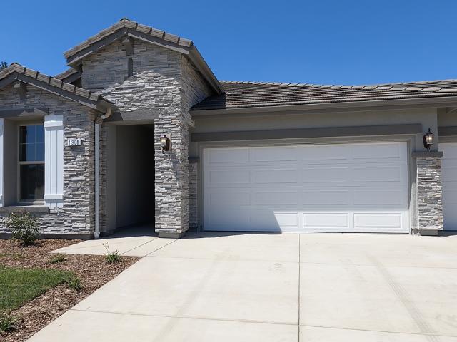 4 Bedroom Home for Rent at 1908 E Monte Vista Ave #1, Visalia, CA 93292