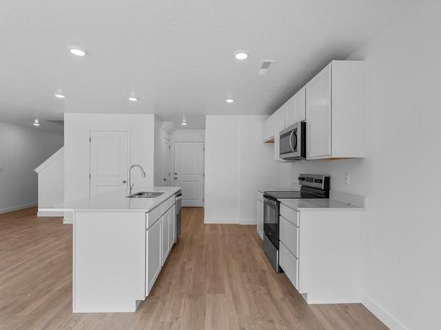 4 Bedroom Home for Rent at 2129 S Wolverine Way, Washington, UT 84780