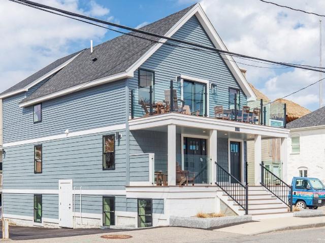 4 Bedroom Home for Rent at 2 M St #UP, Hampton, NH 03842