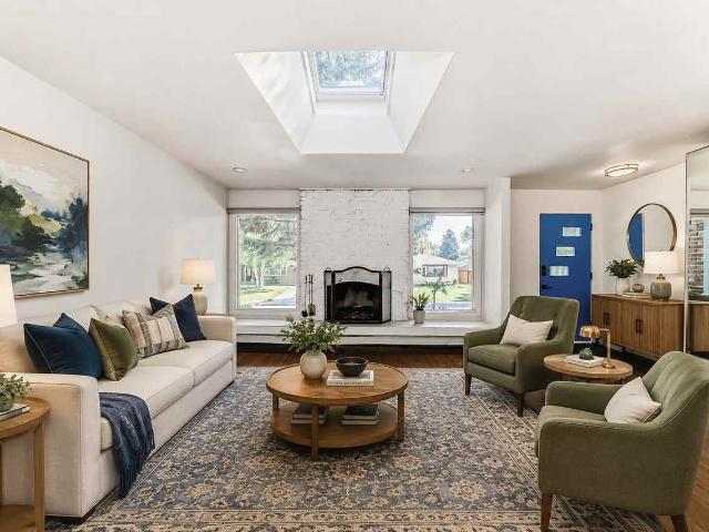 4 Bedroom Home for Rent at 36 Hooke Rd Sw, Calgary, AB T2V 3K5 Haysboro