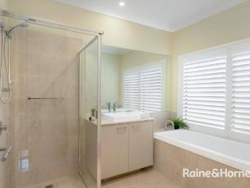 4 Bedroom Home in the Darraby Estate