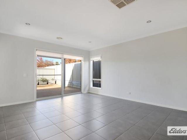 4 Bedroom Home in Whitebox!