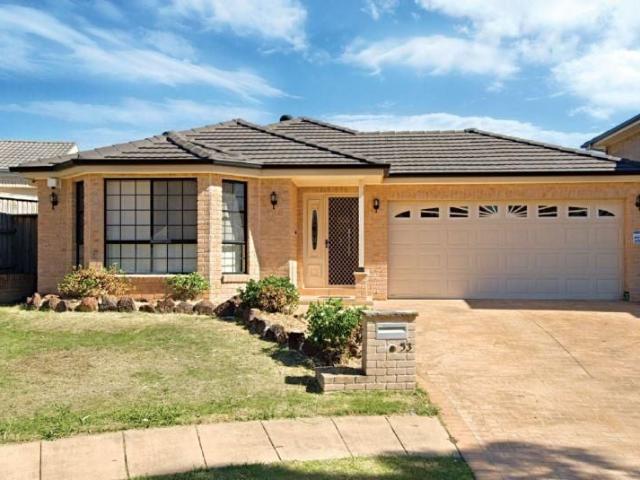 4 bedroom home in a quiet location!