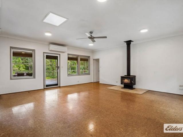 4 Bedroom Home in a Rural Setting