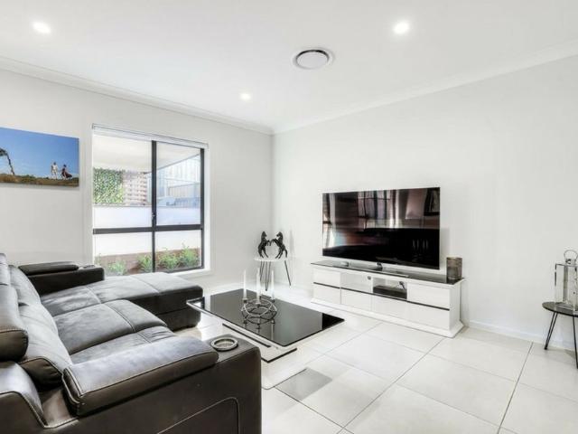4 Bedroom Home in Box Hill!