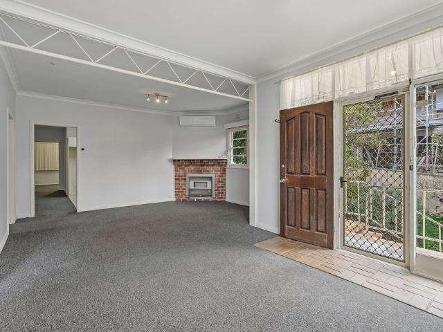 4 BEDROOM HOME IN CHARLESTOWN