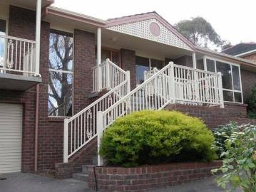 4 Bedroom Home in Picture Perfect Location