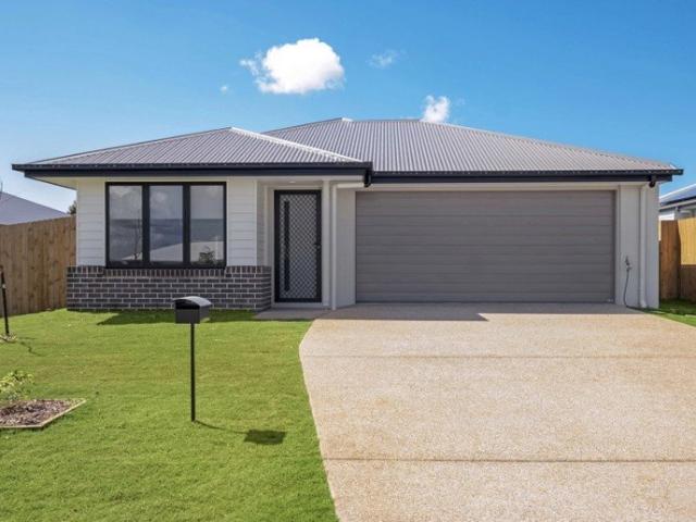 4 Bedroom Home in Popular Location!