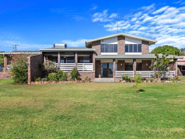 4 Bedroom Home Nikenbah