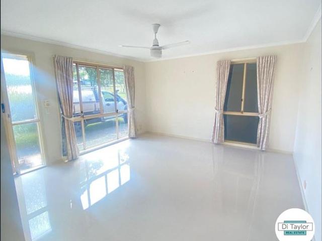 4 Bedroom Home on 1/2 Acre in Jimboomba Township