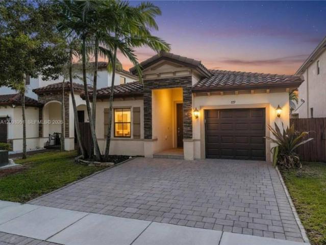 4 bedroom, Homestead FL 33033 105858765
