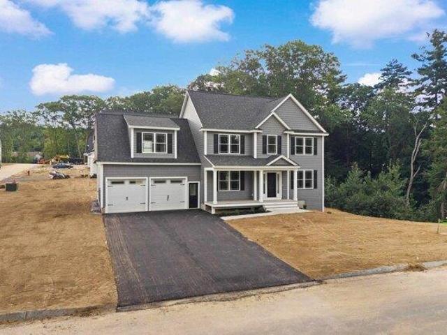4 bedroom, Hooksett NH 03106 105368938