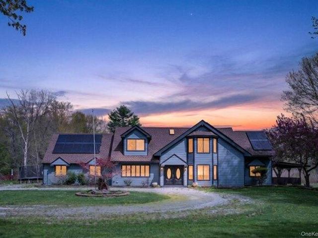 4 bedroom, Hopewell Junction NY 12533 105288351