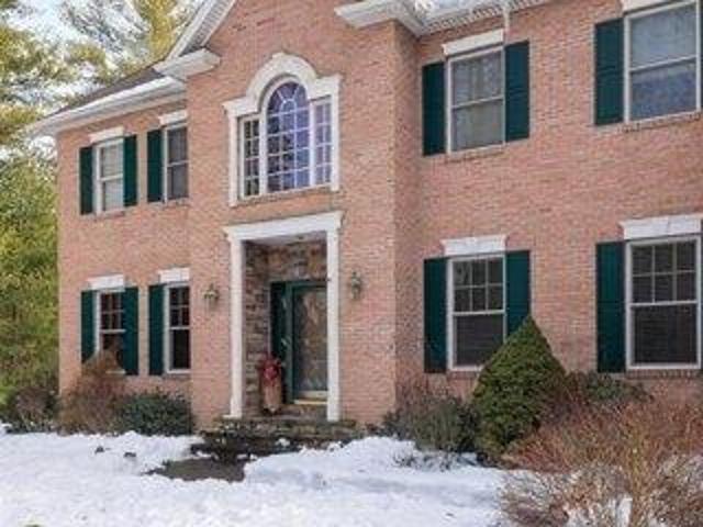 4 bedroom, Hopkinton RI 02832 105726125