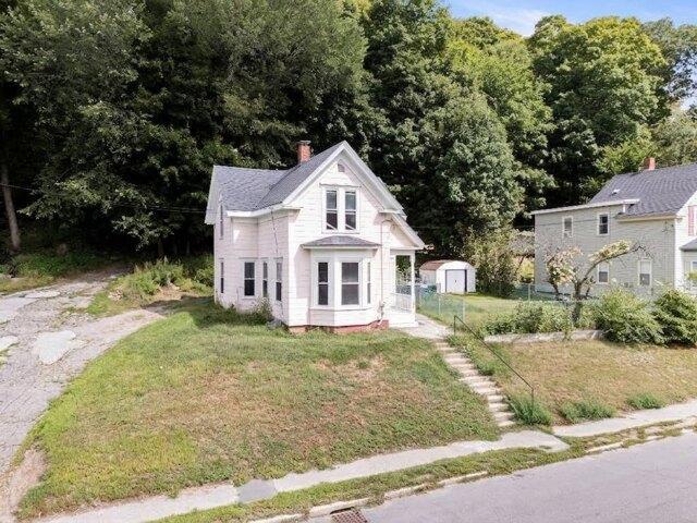 4 bedroom, Haverhill MA 01830 105384696