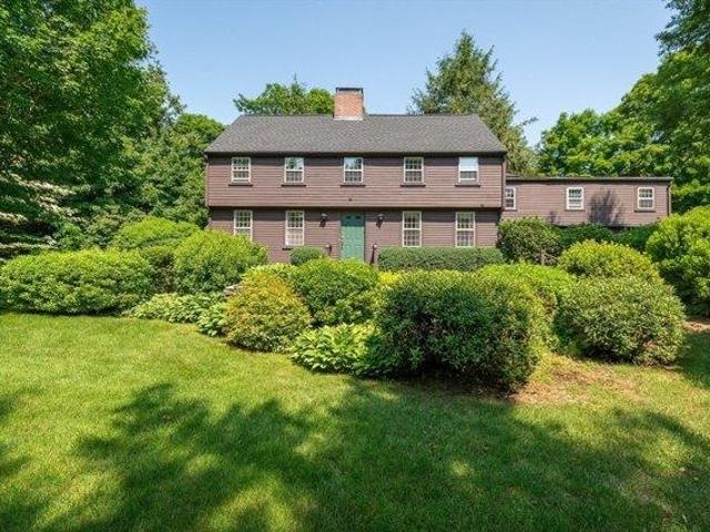 4 bedroom, Hamilton MA 01982 104375984