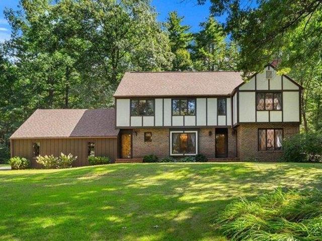 4 bedroom, Hampton NH 03842 105550403