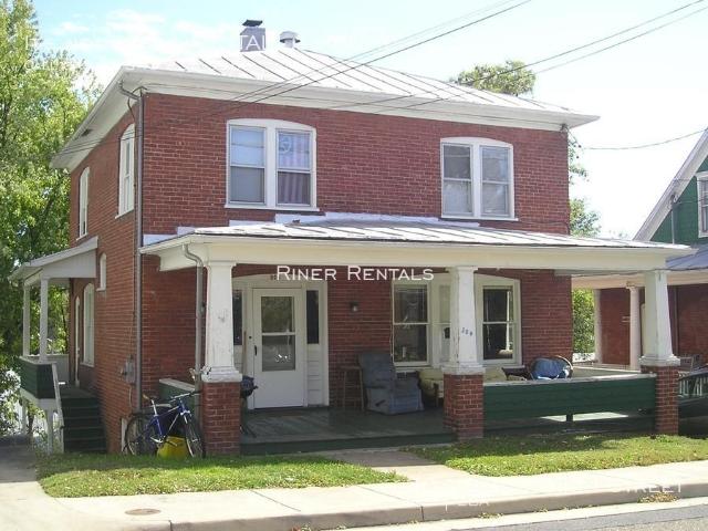 4 bedroom, Harrisonburg VA 22801 105835218