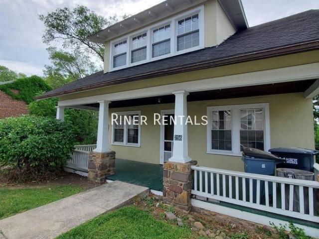 4 bedroom, Harrisonburg VA 22801 105835219