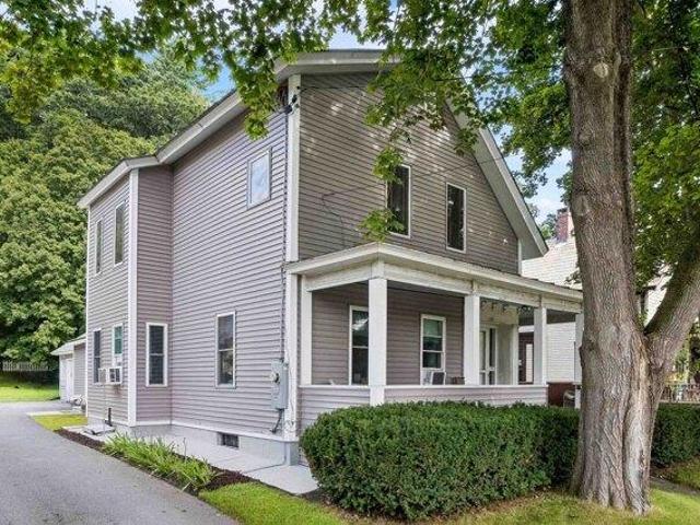 4 bedroom, Hartford VT 05001 105497427