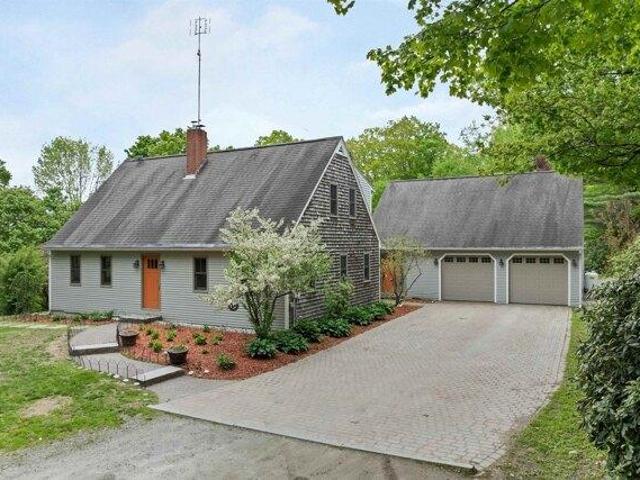 4 bedroom, Henniker NH 03242 104331332