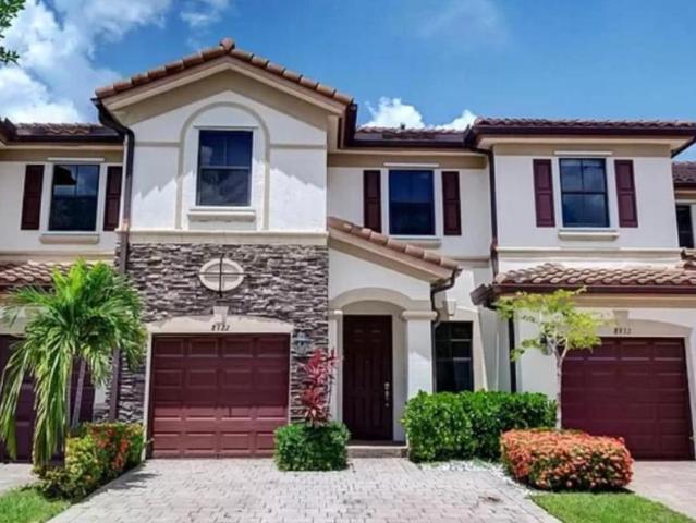 4 bedroom, Hialeah FL 33018 106215293