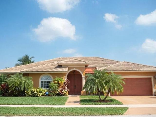 4 bedroom, Hialeah FL 33018 106220145