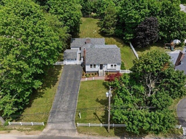 4 bedroom, Hingham MA 02043 104905338