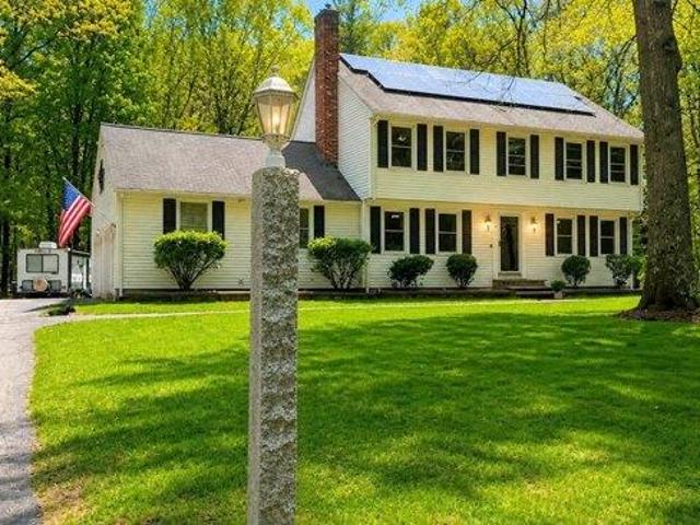 4 bedroom, Hudson NH 03051 104567088