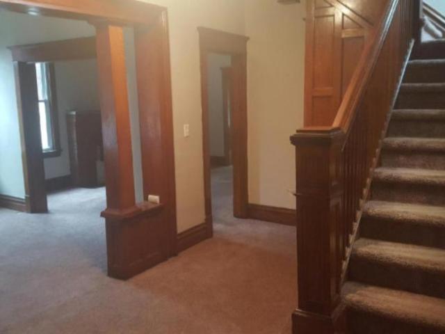4 bedroom, Huntington WV 25703 LS105305878