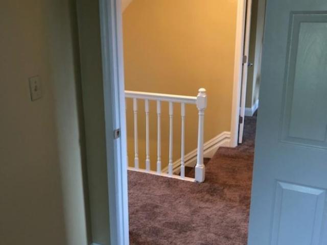4 bedroom, Huntington WV 25701 LS105305879