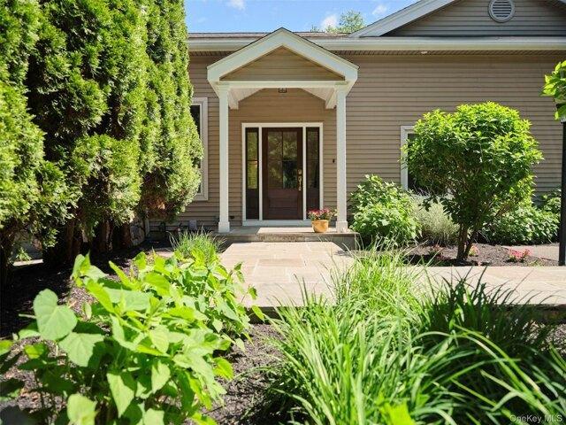 4 bedroom, Hurley NY 12443 105288219