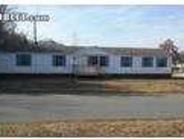 4 bedroom in Chatham NC 27344